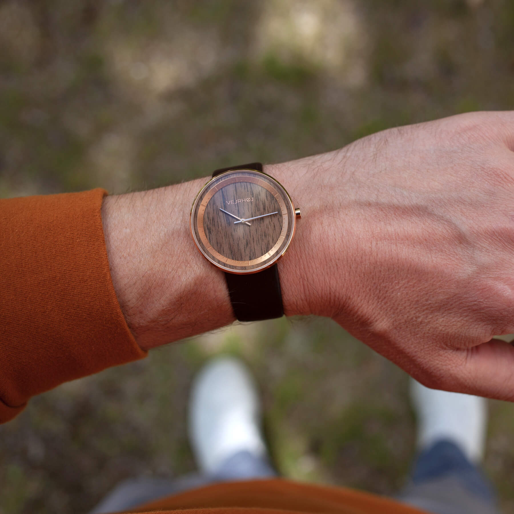 The ROSE men's watch wrist shot 